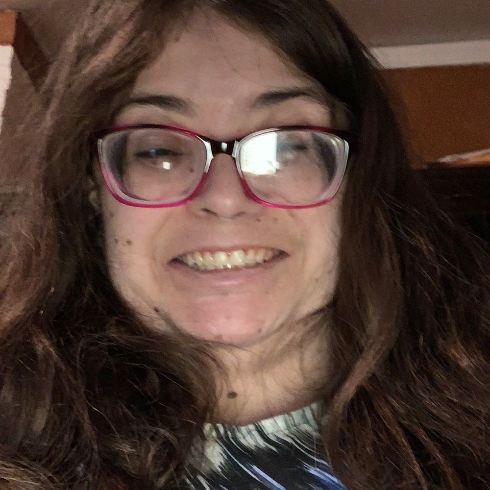 Meet your Posher, Adelina